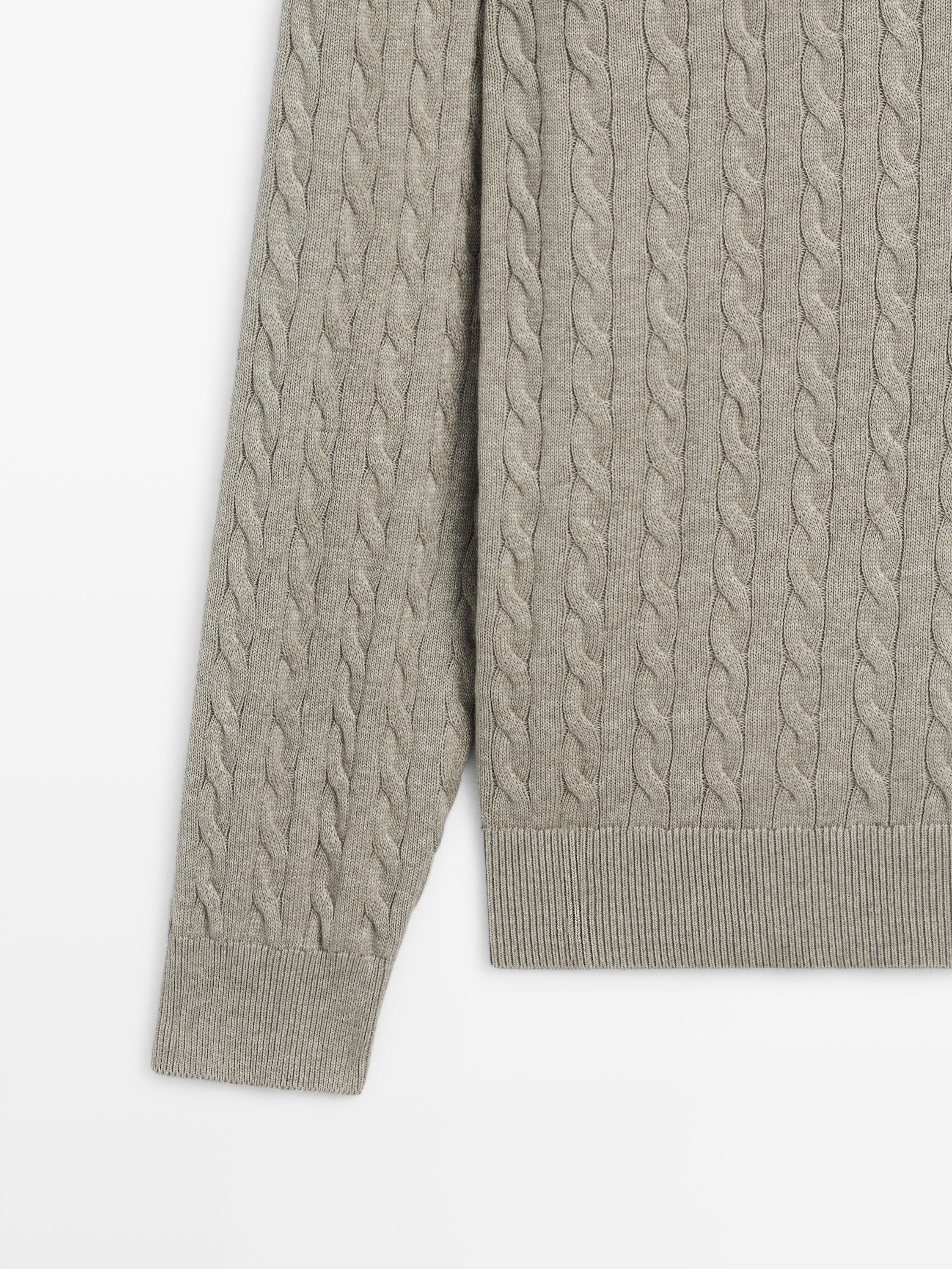 Mock neck knit sweater with zip
